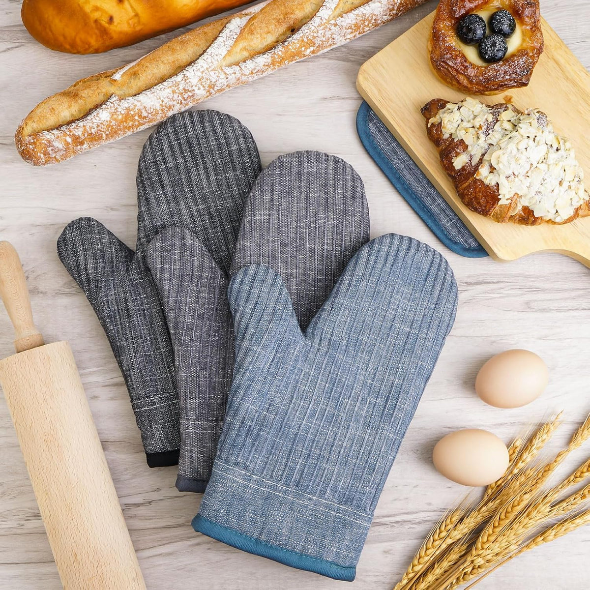 Oven Mitts and Pot Holders, Silicone Oven Gloves, 500 F Heat Resistant Oven Mitts Sets, Non-Slip Silicone Textured Grip, Blue